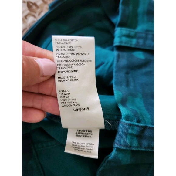 Anthropologie Austin Cargo Crop Pants Womens Teal Camouflage Stretch Twill Sz 27 - Picture 12 of 12